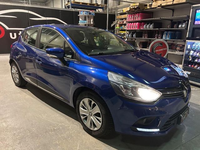 Renault RENAULT - Clio - dCi 8V 90CV 5p. Moschino Intens