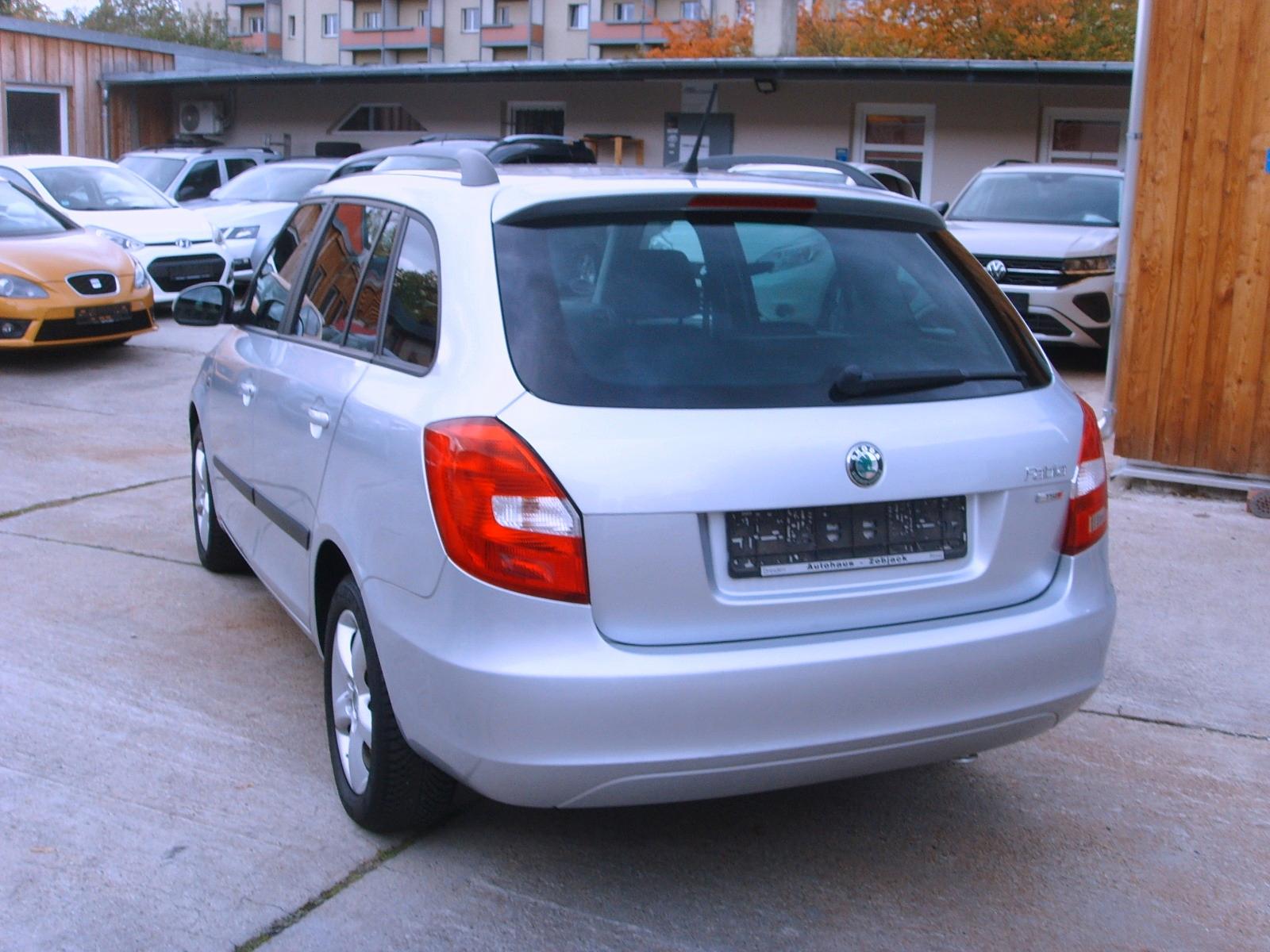 Skoda Fabia 2011 — photo 6