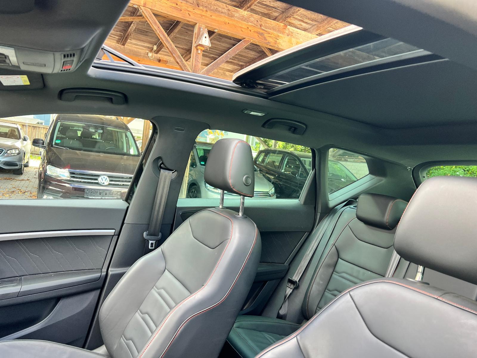 Seat Ateca FR Pano Leder Blechschaden VR Airbag OK