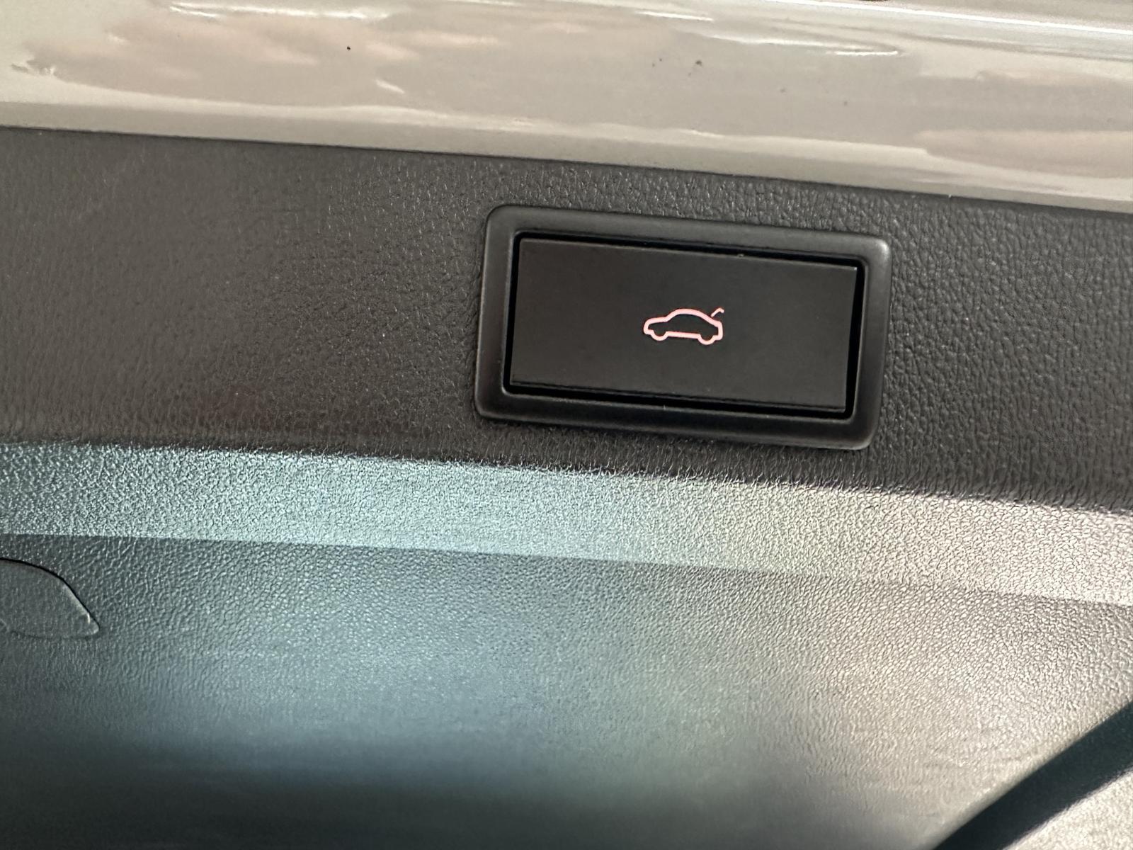 Skoda Octavia RS Navi LED ACC PDC SHZ AHK
