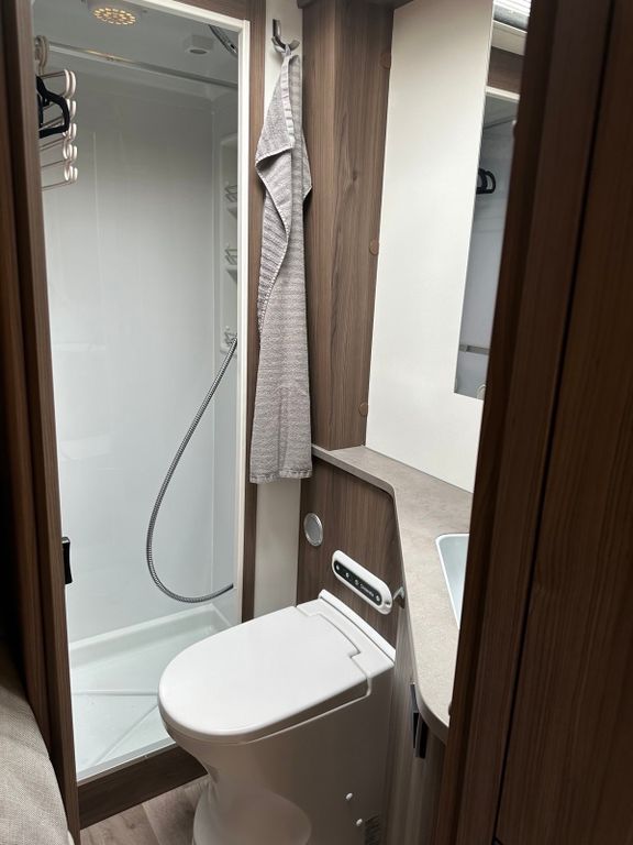 KABE Travel Master Royal X780LXL KABE Travel Master Royal X780LXL