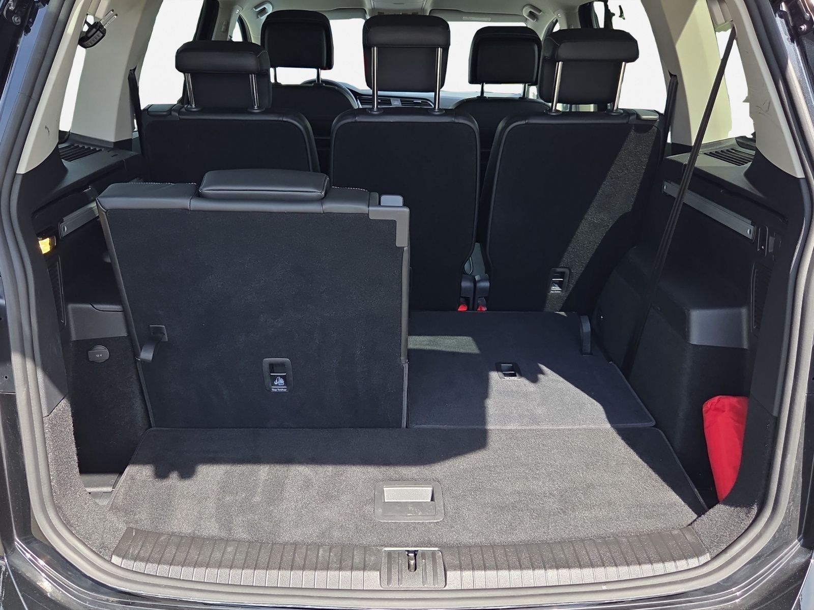 Volkswagen Touran - Bild 13