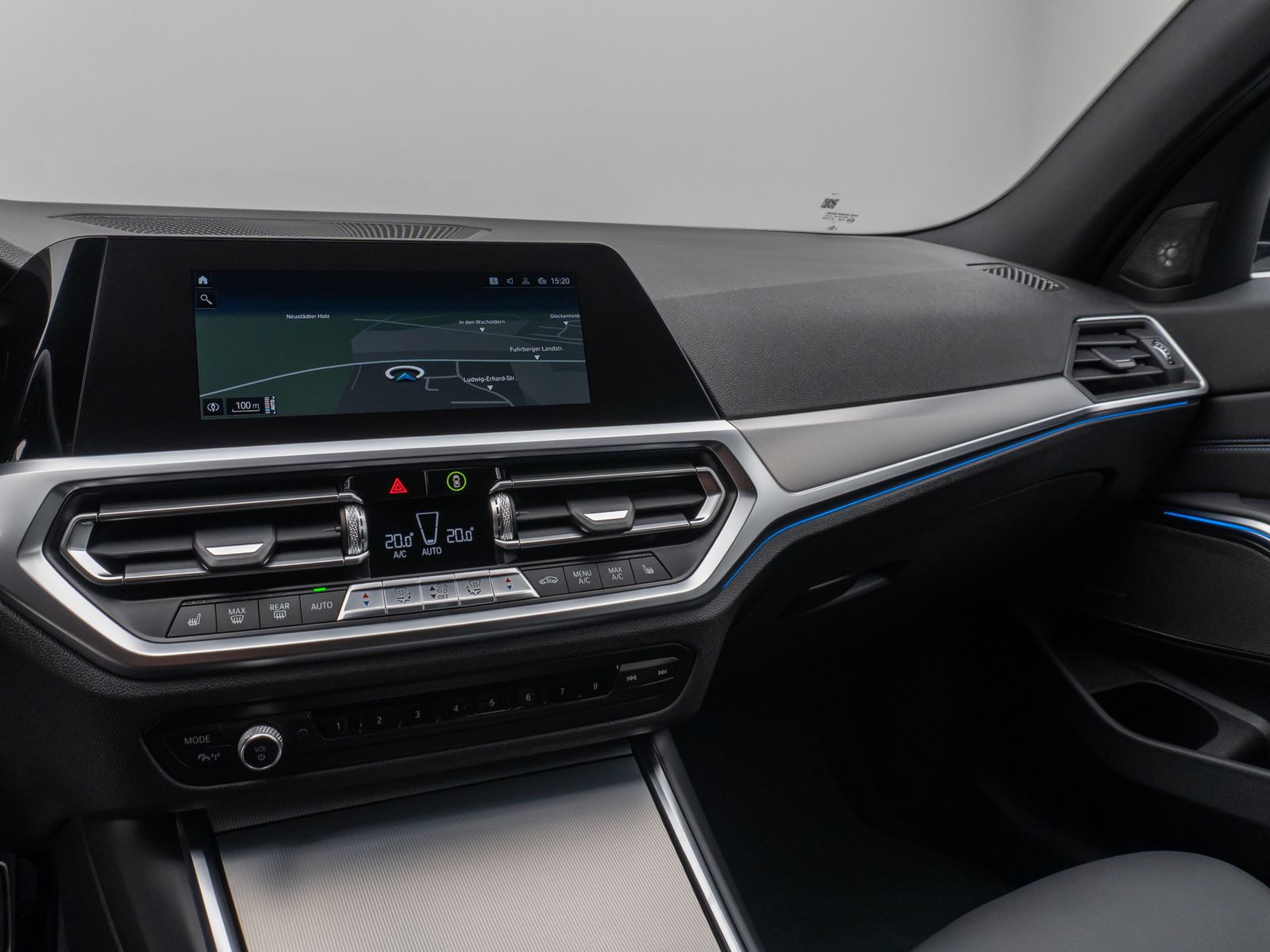 Fahrzeugabbildung BMW 330e M Sport Kamera DAB H/K Geschwind Parkassist