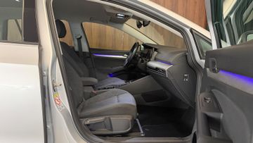 Volkswagen Golf - 9