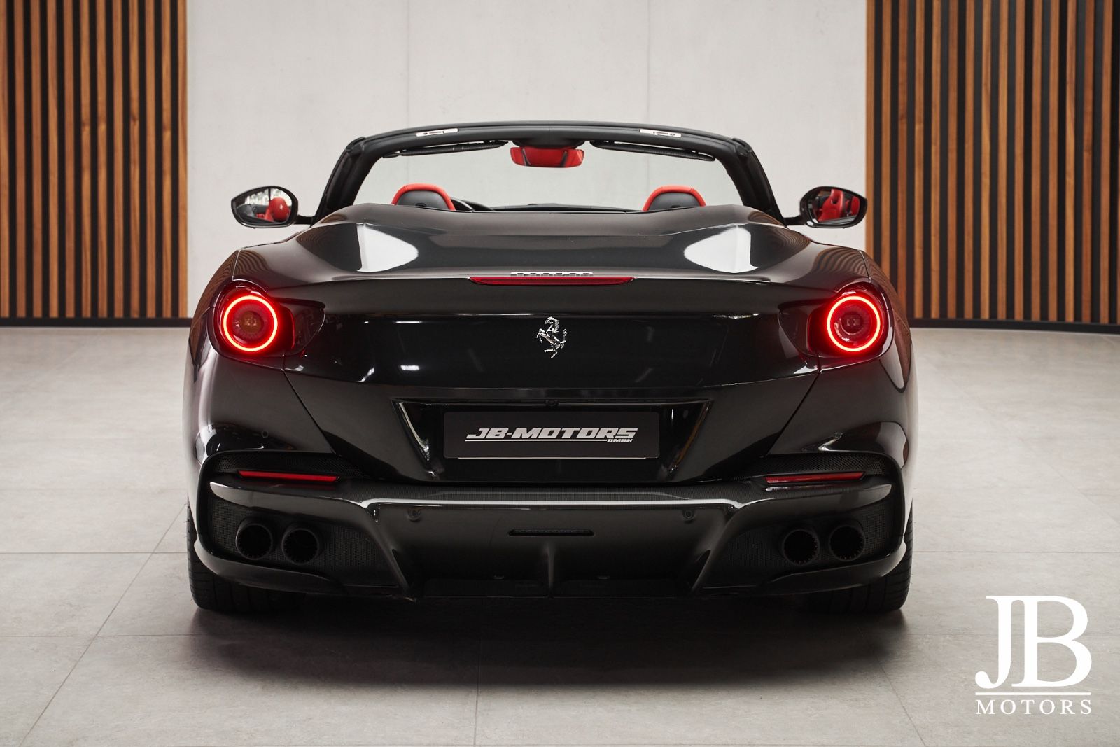 Fahrzeugabbildung Ferrari Portofino M Carbon LED JBL Surround Magneride