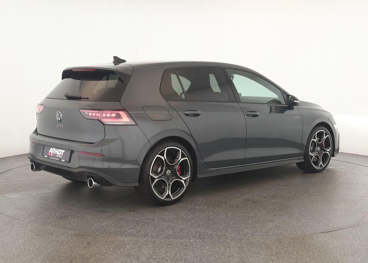 Volkswagen Golf GTI DSG Vienna IQ.LIGHT Pano HUD HarmanK 19 foto 5
