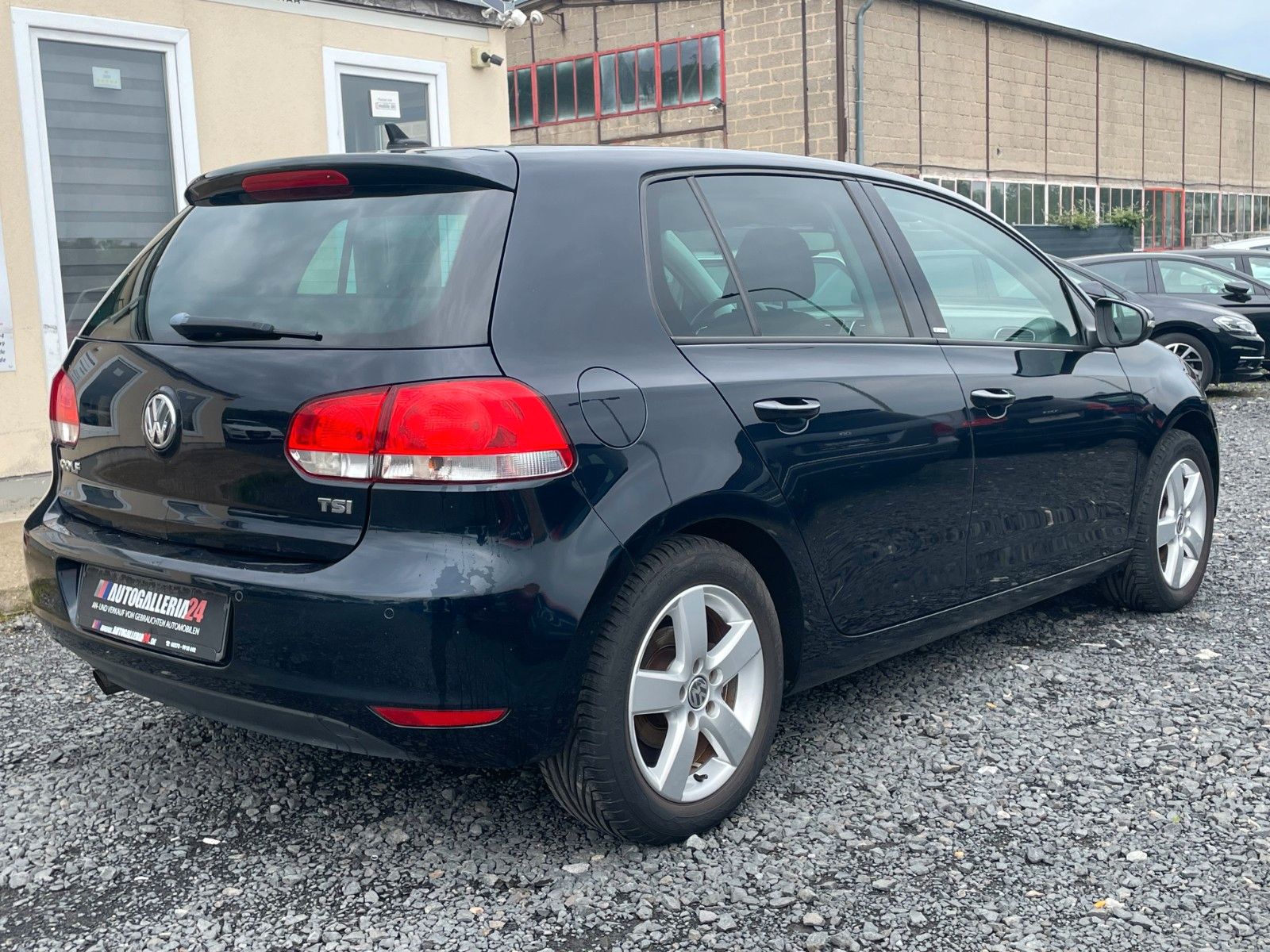 Fahrzeugabbildung Volkswagen Golf VI 1.2 TSI Style Navi Alcantara 1.HAND PDC