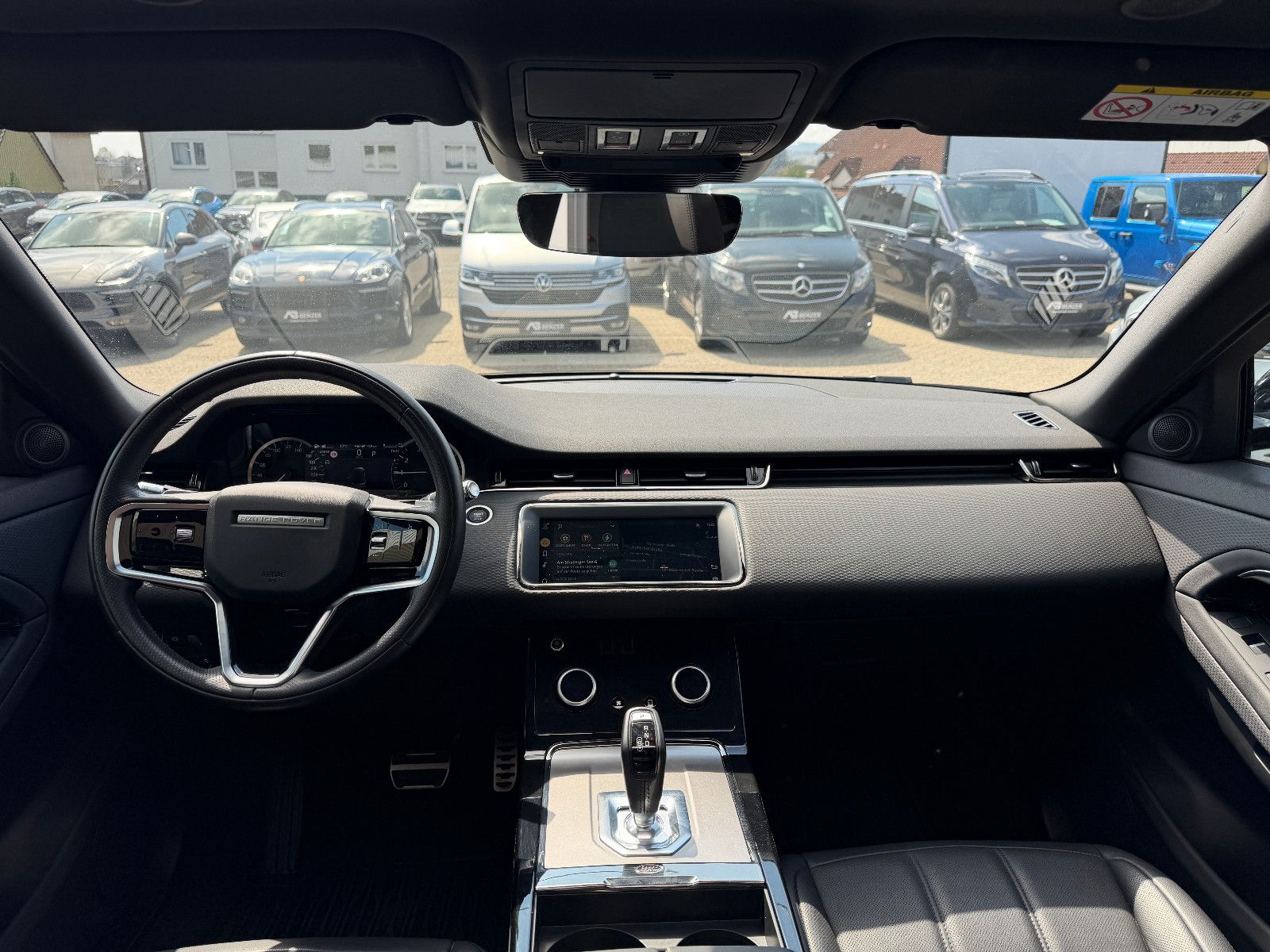 Fahrzeugabbildung Land Rover Range Rover Evoque S Hybrid /R-DYNAMIC/PANO/KAM