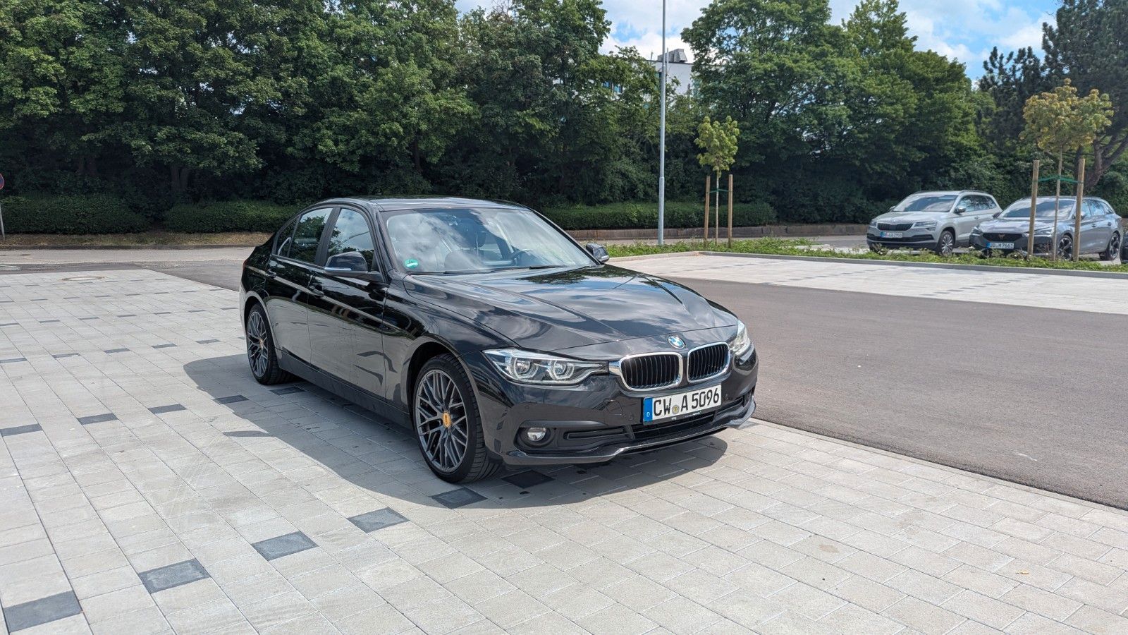 BMW 320d - Aut. Navi-LED Scheinw-T.Leder