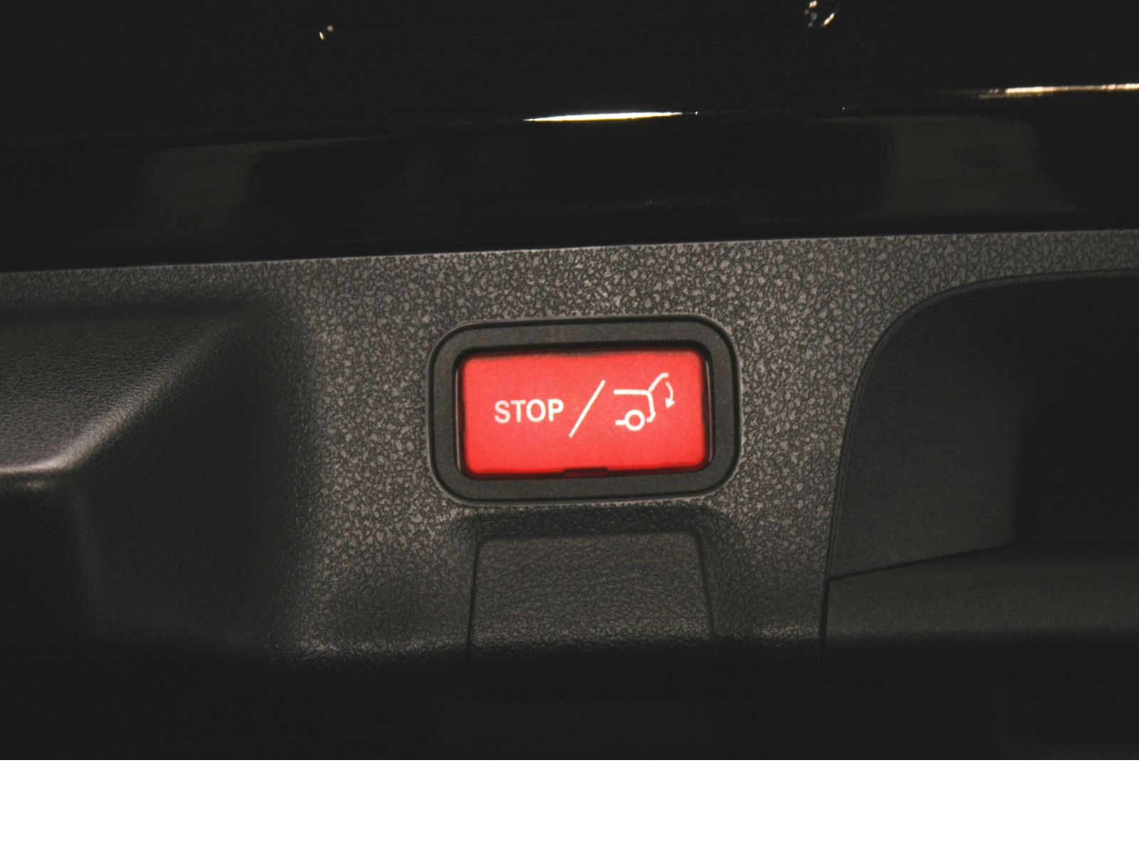 Fahrzeugabbildung Mercedes-Benz CLA 180 Shooting Brake Progres. Advanced *Pano-D