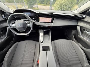 Peugeot 308 - 8