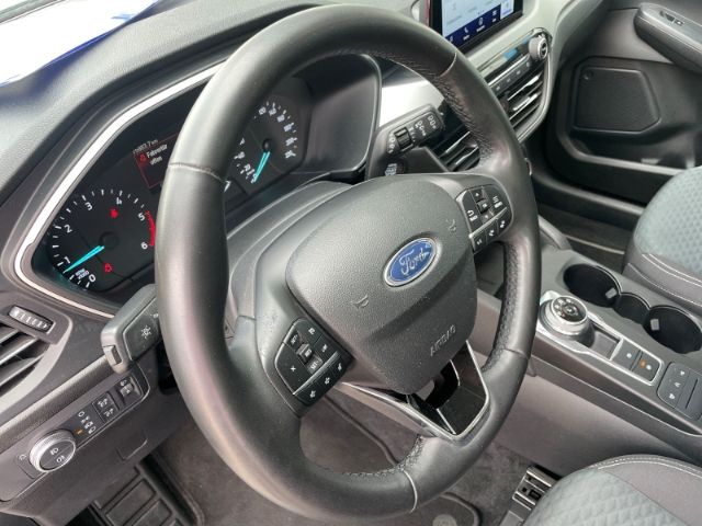 Fahrzeugabbildung Ford Kuga 1.5 EcoBlue Cool&Connect Autom. AHK, Navi,