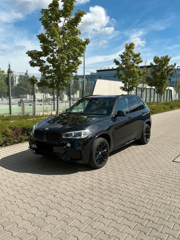 Image of BMW 530