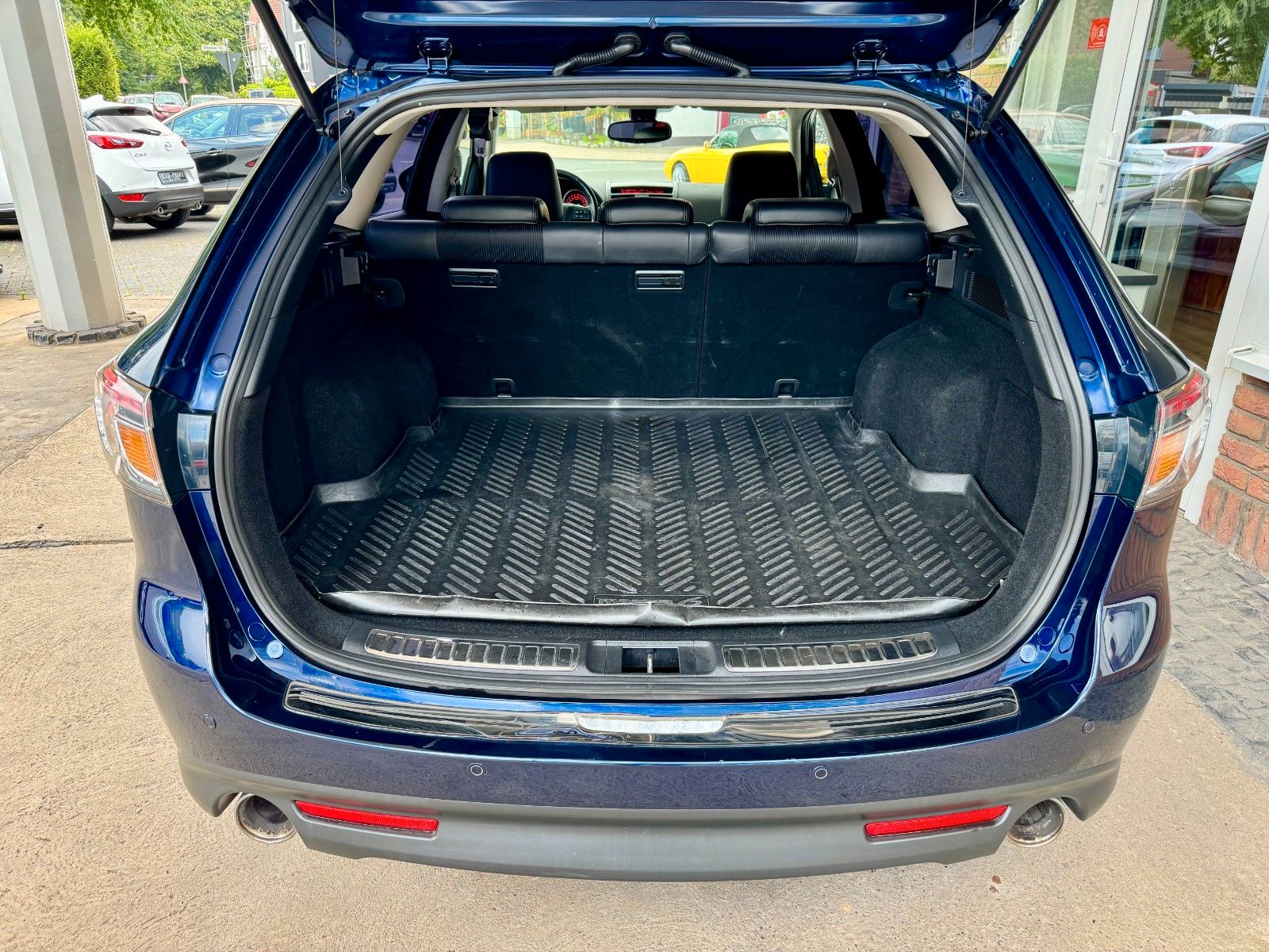 Fahrzeugabbildung Mazda 6 Kombi 2.2 CRDT Edition 125 Klima/Leder/AHK