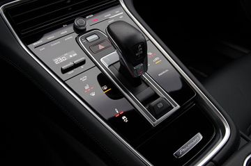 Porsche Panamera 4S E-Hybrid*InnoDri,Pano,Approved1126*