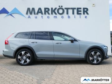 Volvo V60 Cross Country - 3