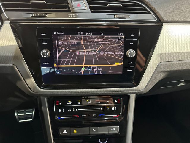 Touran 2.0 TDI DSG MOVE 7-SITZE IQ.LIGHT+AHK+NAV
