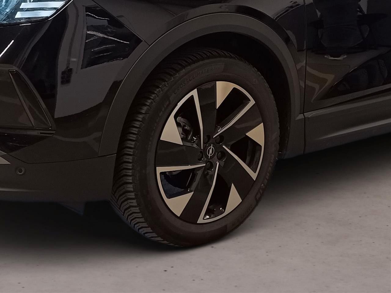 Fahrzeugabbildung Opel Grandland 1.2 48V HYBRID NAVI/LED/KAMERA/DAB+