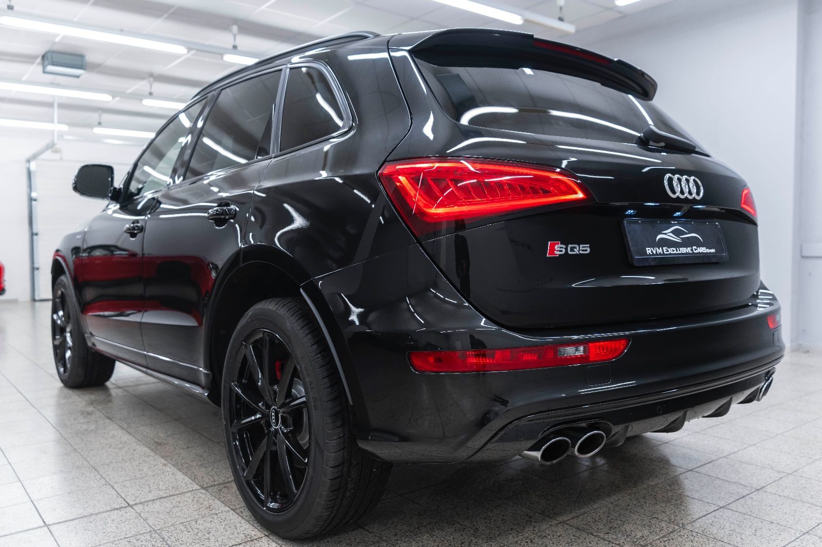 Fahrzeugabbildung Audi SQ5 3.0TFSI QUATTRO B&O BIXENON KAM NAV ALC PANO