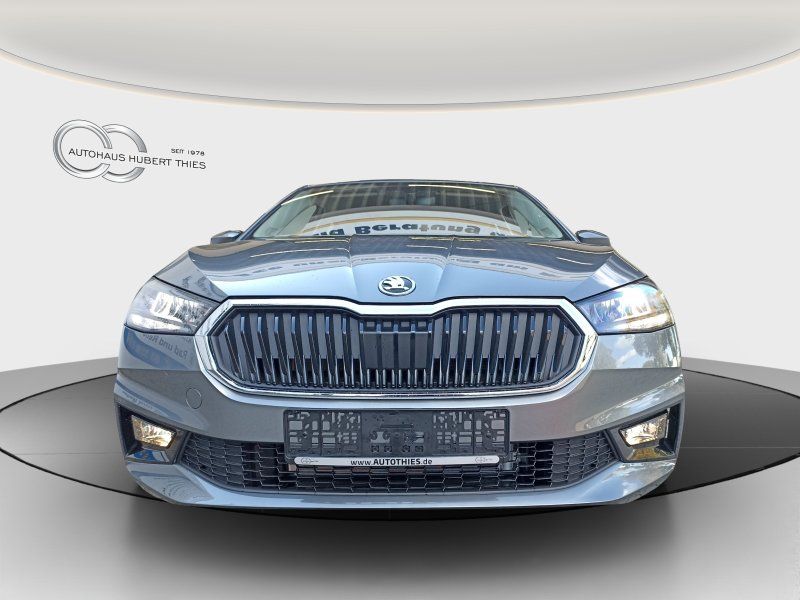 Fahrzeugansicht 3 Fahrzeugabbildung SKODA Fabia 1.0 TSI Essence