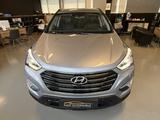 Hyundai Grand Santa Fe 2.2 CRDi Premium 4WD 7 SITZER - Hyundai Grand Santa Fe SUV