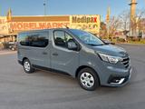 Renault Trafic 2.0 dCi Life L1H1 3,0t Automatik 8xSITZER - Renault Trafic: Kleinbus