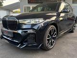 BMW X7 Baureihe X7 xDrive 40 i M Sport 6 Sitzer - BMW X Series in Bonn