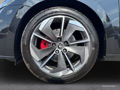 SKODA Octavia Combi 2.0 TDI RS DSG Pano Fahrass Columb SKODA Octavia Combi 2.0 TDI RS DSG Pano Fahrass Columb