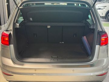 Volkswagen Golf - 8