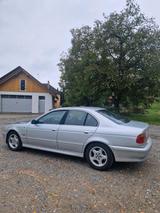 BMW E39 520i - HU 11/26 - BMW 520 aus 2001: 520i