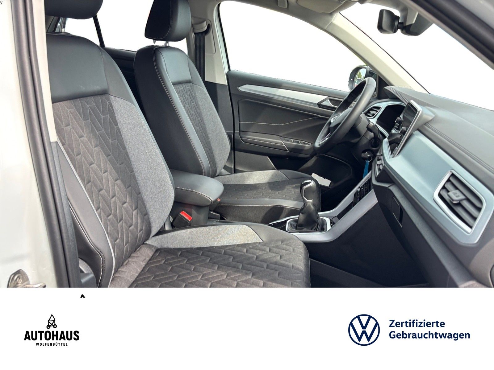 Volkswagen T-Roc - Bild 8