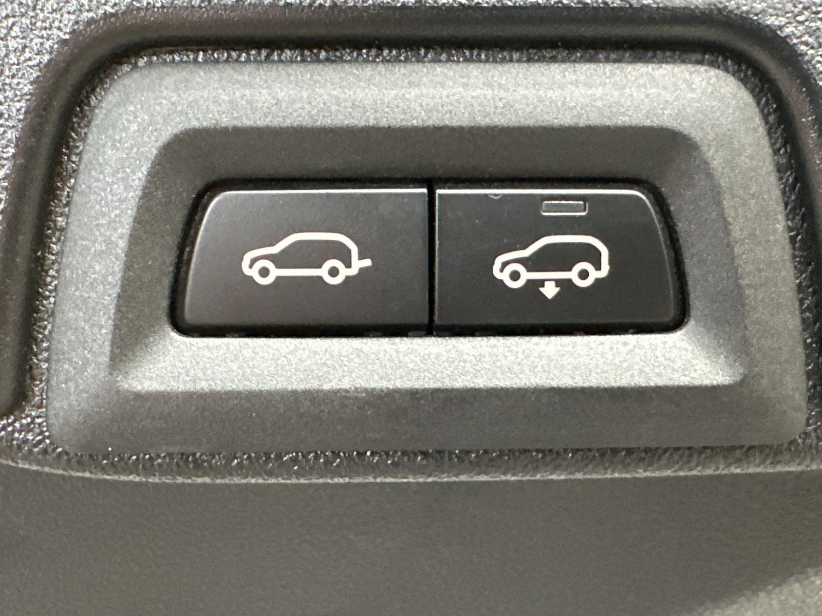 Fahrzeugabbildung BMW X5 xDrive45e M-Sport NAV+LED+AHK+360°KAMERA+20ZO