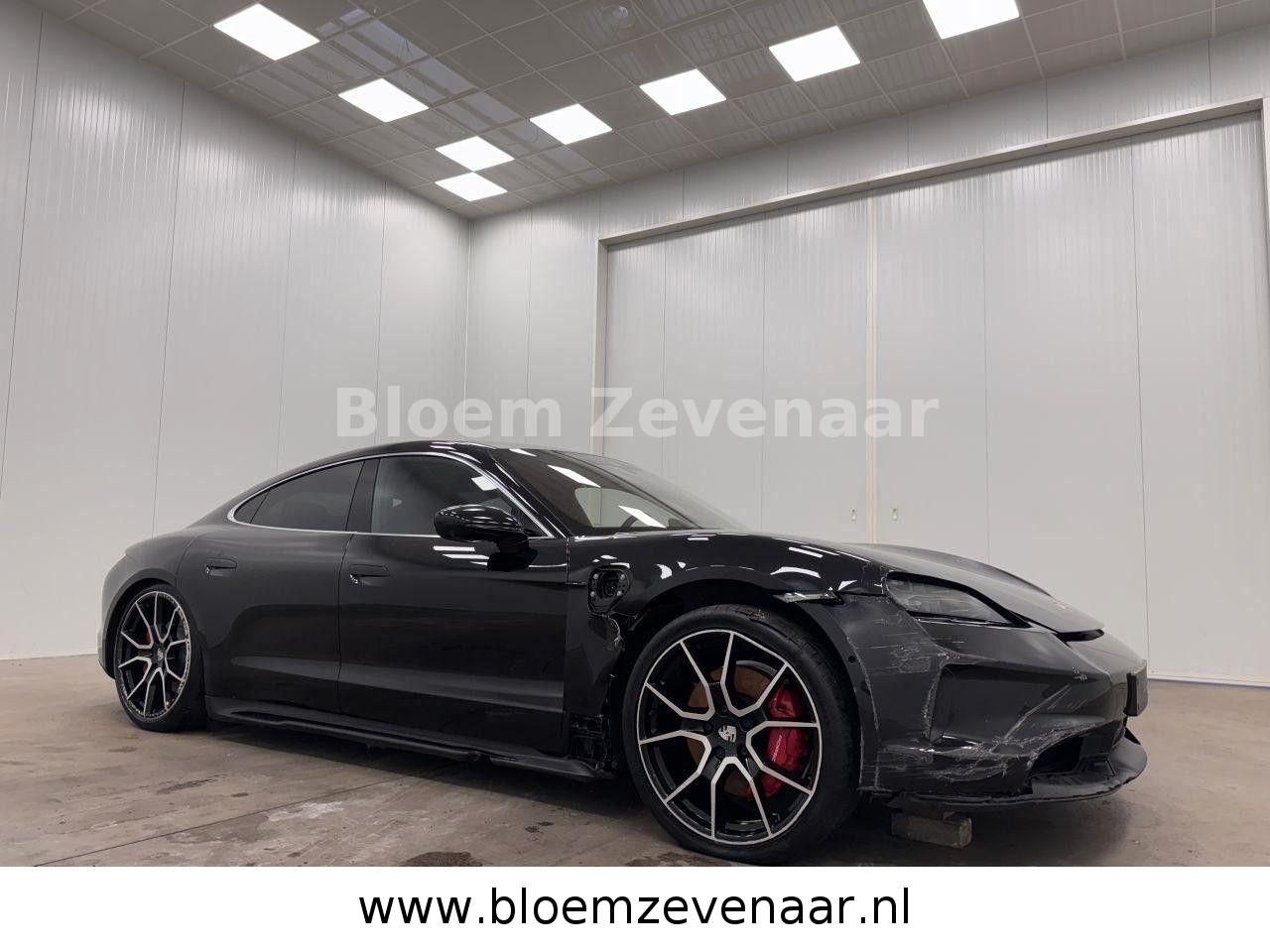 Porsche Taycan 4S Panoramadak Facelift
