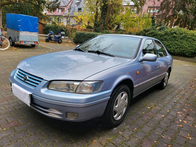 Toyota Camry 2,2