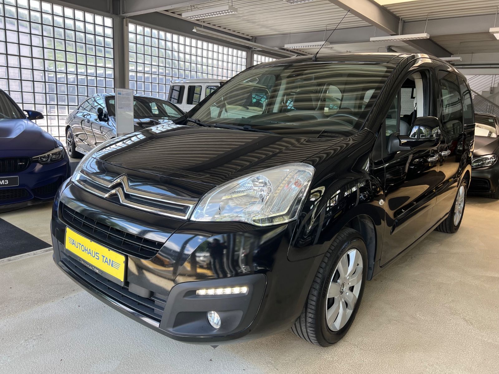 Fahrzeugabbildung Citroën Berlingo 1.6 Kombi Selection
