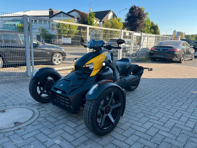 Can-Am Ryker Sport 900