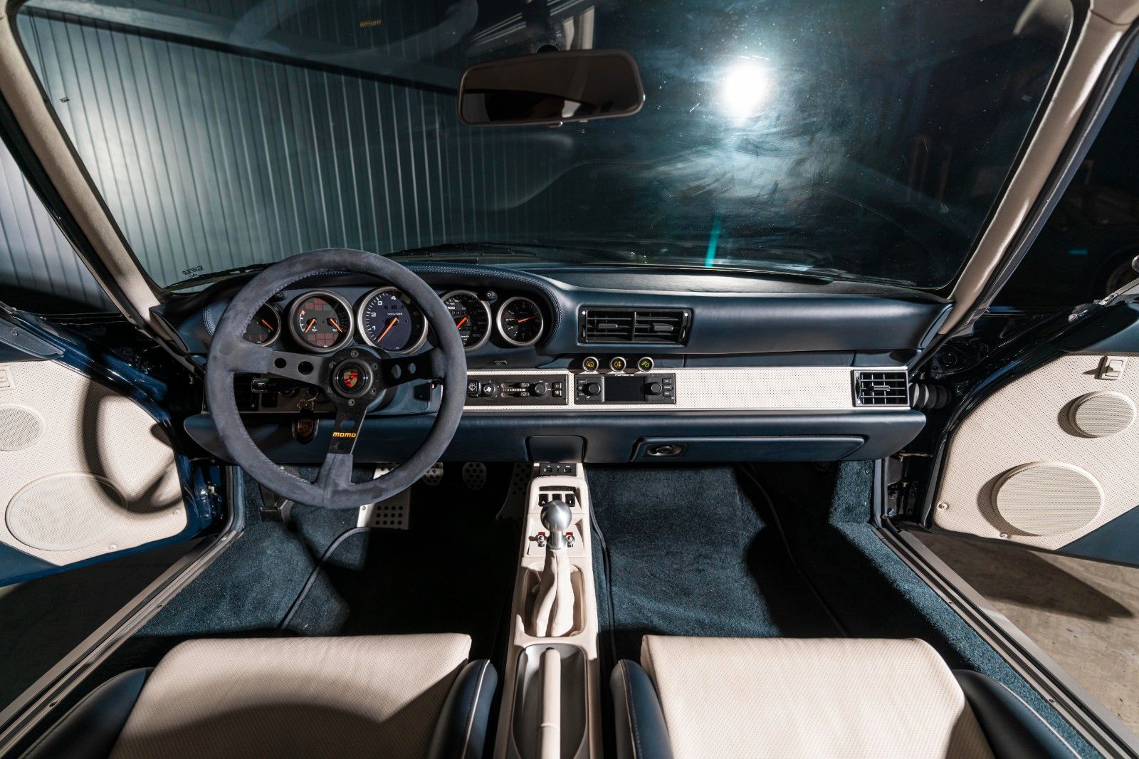 Fahrzeugabbildung Porsche 911 RSR Hommage