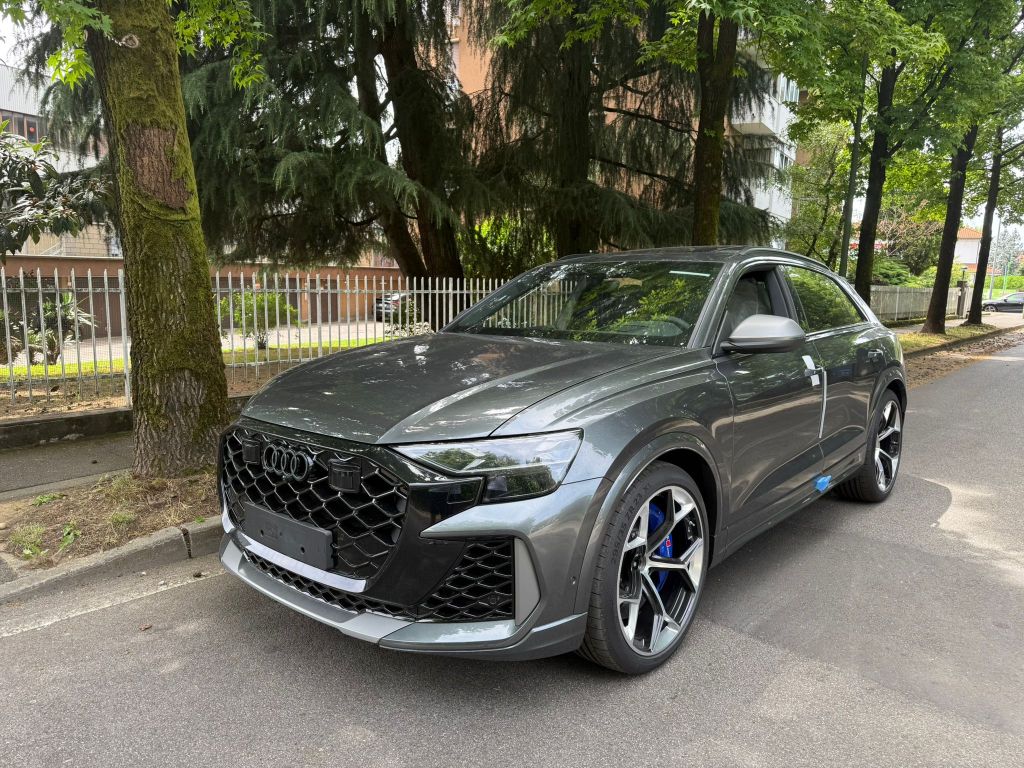 Audi RS Q8 performance 4.0 TFSI quattro