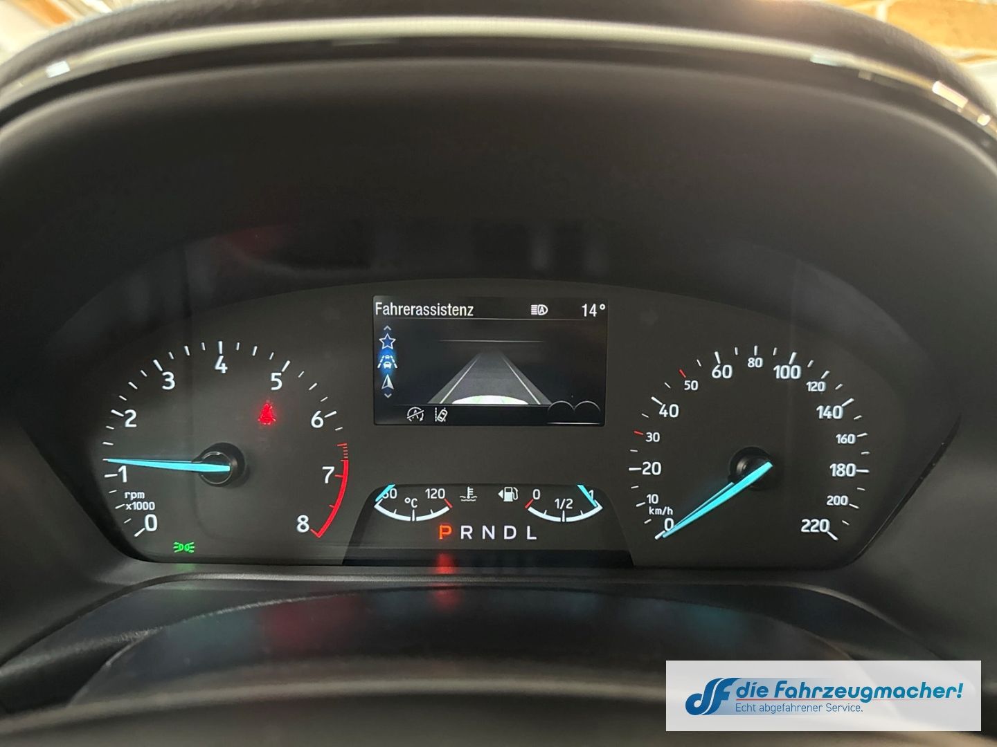 Fahrzeugabbildung Ford Fiesta Titanium Navi LED Blendfreies Fernl. Kurv