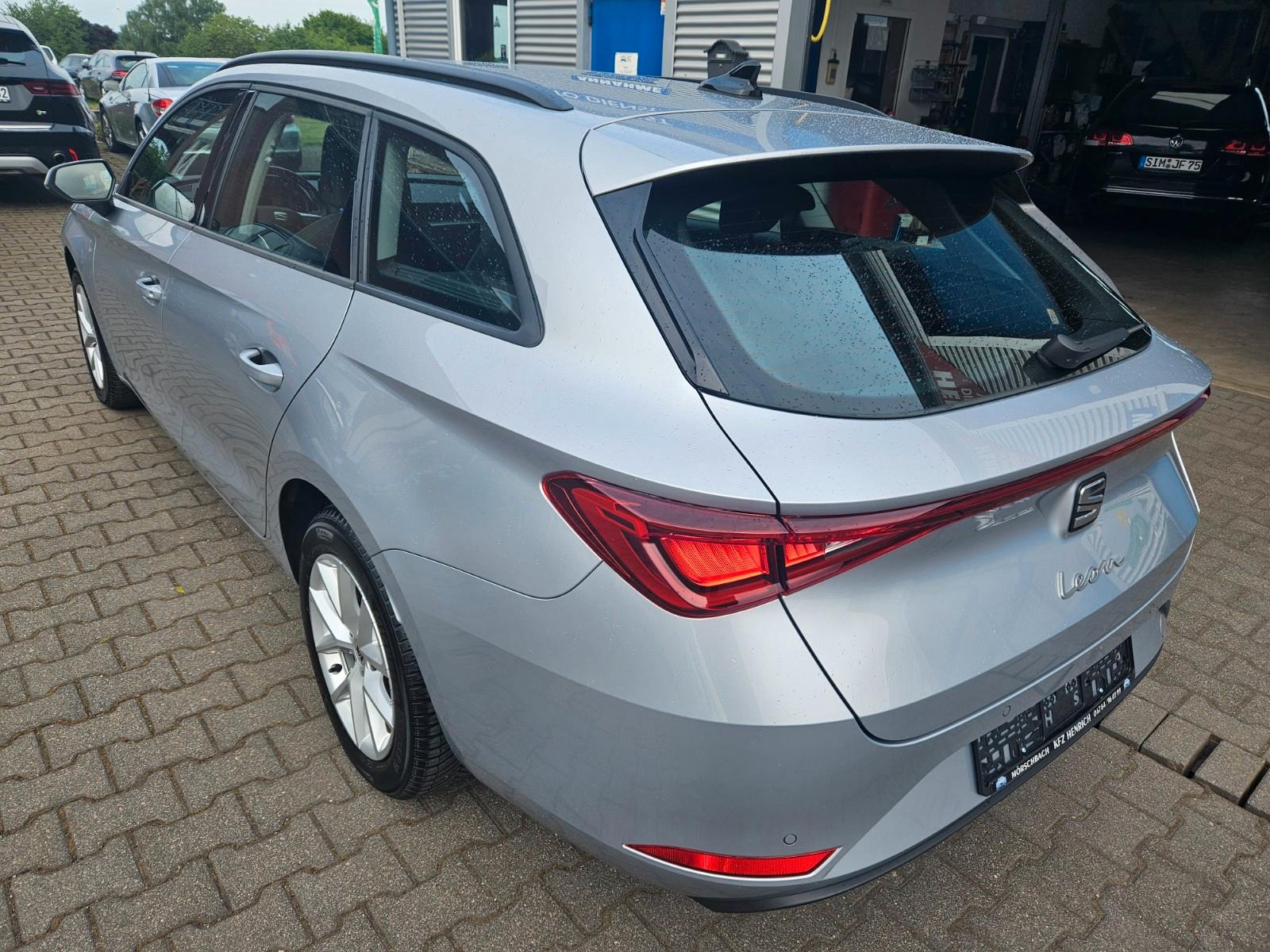 Seat Leon Hybrid Sportstourer Style Navi PDC Tempomat