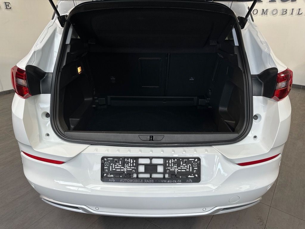 Fahrzeugabbildung Opel Grandland 1.5 D Automatik Elegance NAV+MATRIX