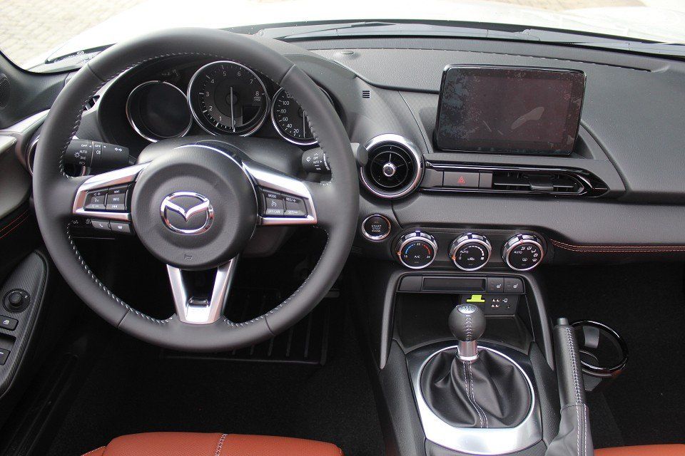 Fahrzeugabbildung Mazda MX-5 Kazari G-184 *Aktion* NAPPA NAVI ACAA MATRI