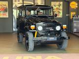 Toyota Land Cruiser BJ 40 Ricondizionato "The Wo - Toyota Land Cruiser Geländewagen Bj mit Diesel-Antrieb