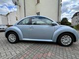 Volkswagen New Beetle . 1.6/Klima/TÜV neu - Volkswagen New Beetle mit Benzin-Antrieb: Limousine
