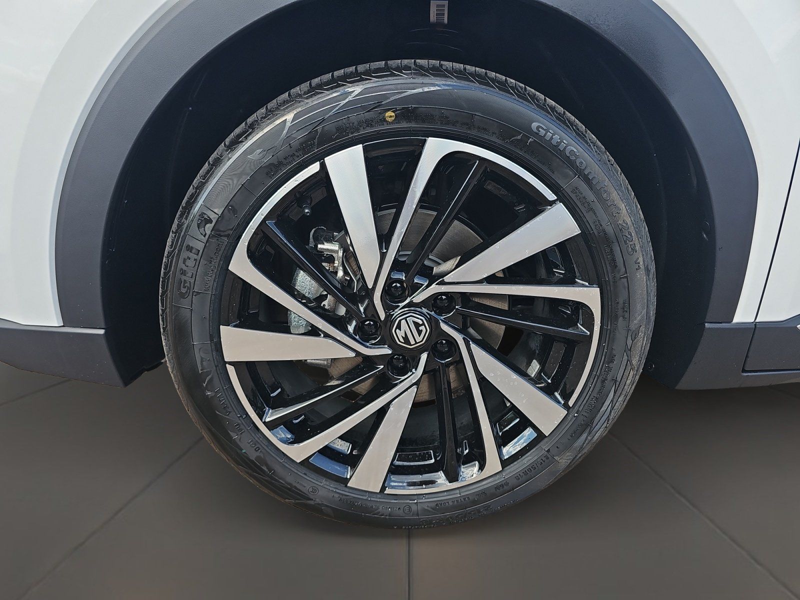 MG ZS