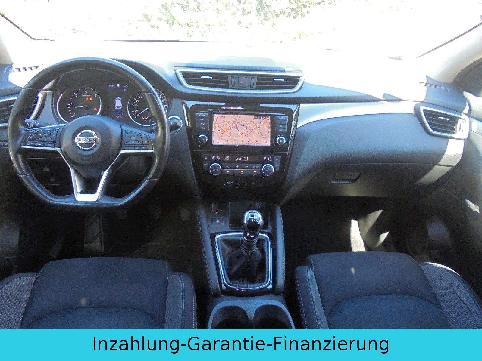 Fahrzeugabbildung Nissan Qashqai N-Connecta 4x4/Panorama/Kamera/Navi /SHZ