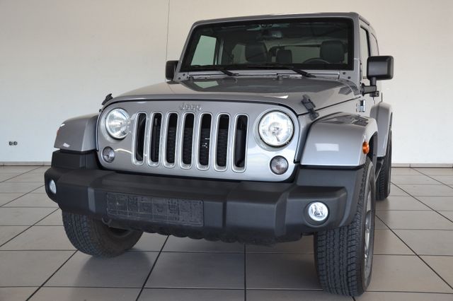 Jeep Wrangler Unlimited Sahara Soft-/Hardtop