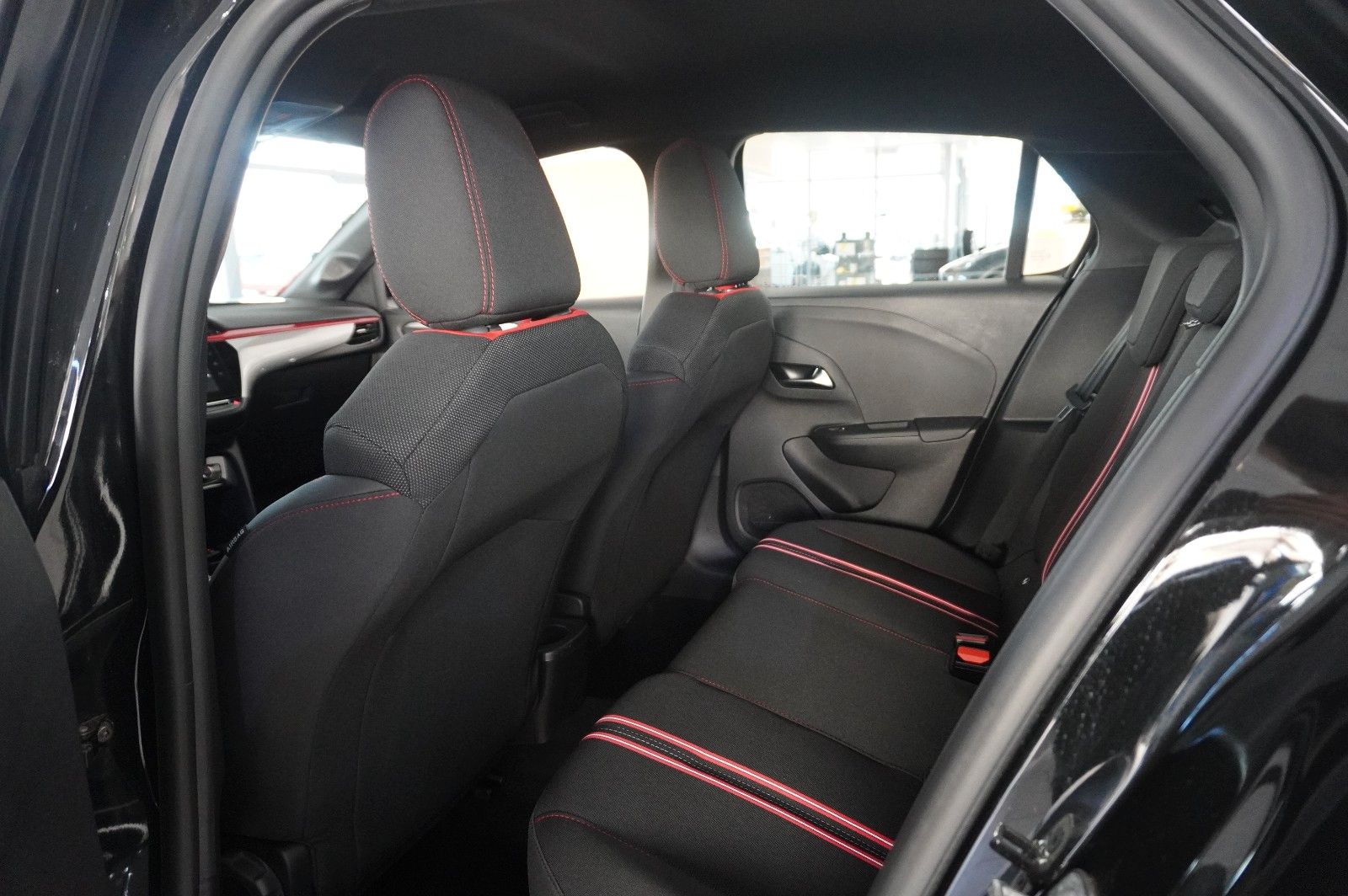 Fahrzeugabbildung Opel Corsa-e F GS SPORT 1-PHASIG NAVI/LED/VIRTU./DAB+