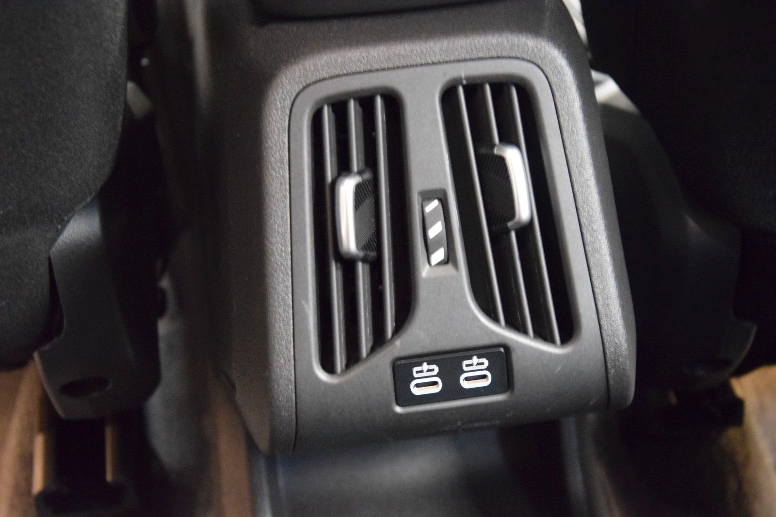 Fahrzeugabbildung BMW 218 i Active Tourer ACC Memory LED Kamera H&k