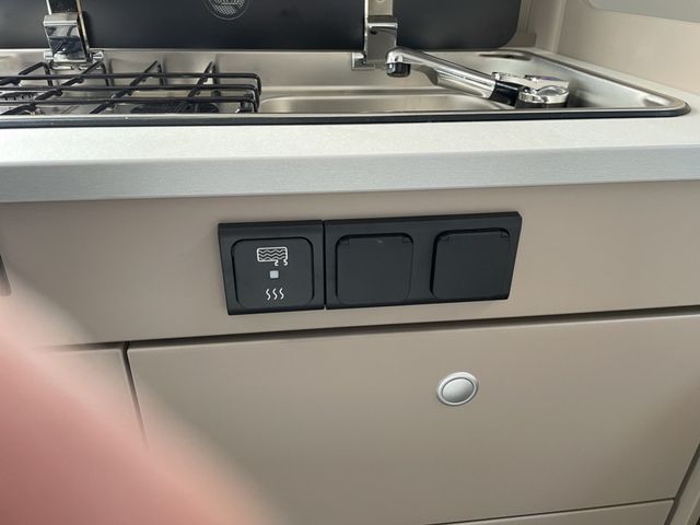 Carado CV 600 PRO AUTOMATIK DIESELHEIZUNG NAVI KAMERA